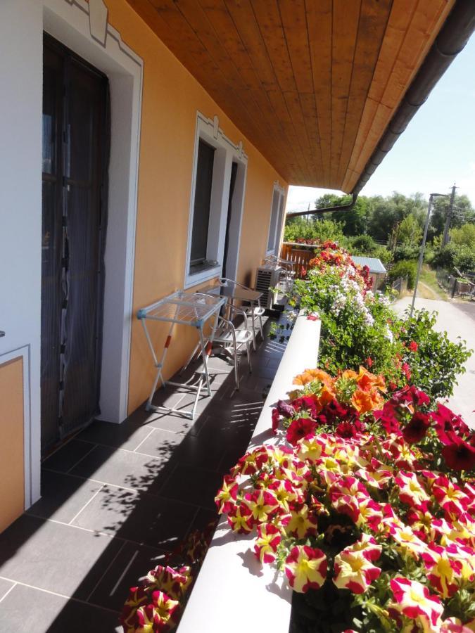 Apartment Elena Gedersdorf Dış mekan fotoğraf